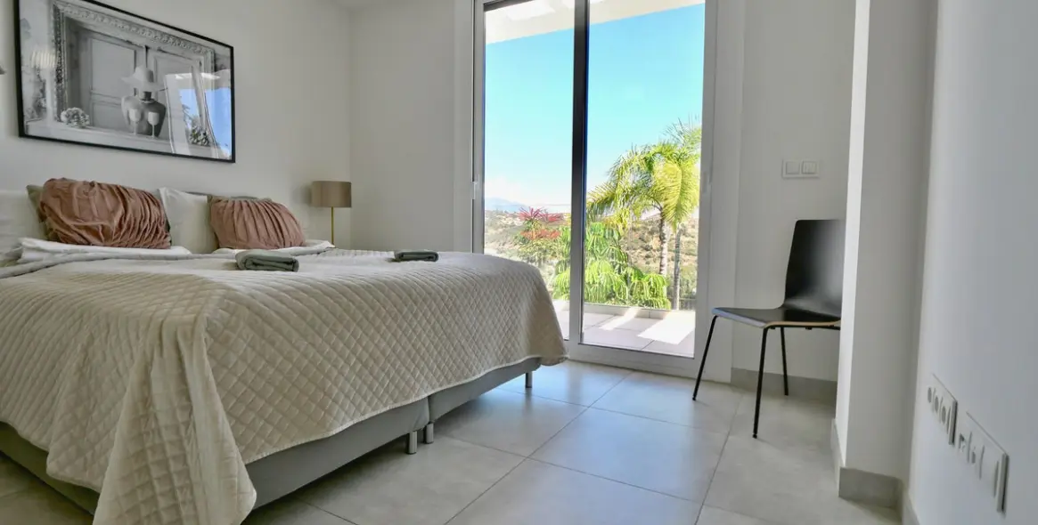 Продажа апартаментов на среднем этаже в La Cala de Mijas 4