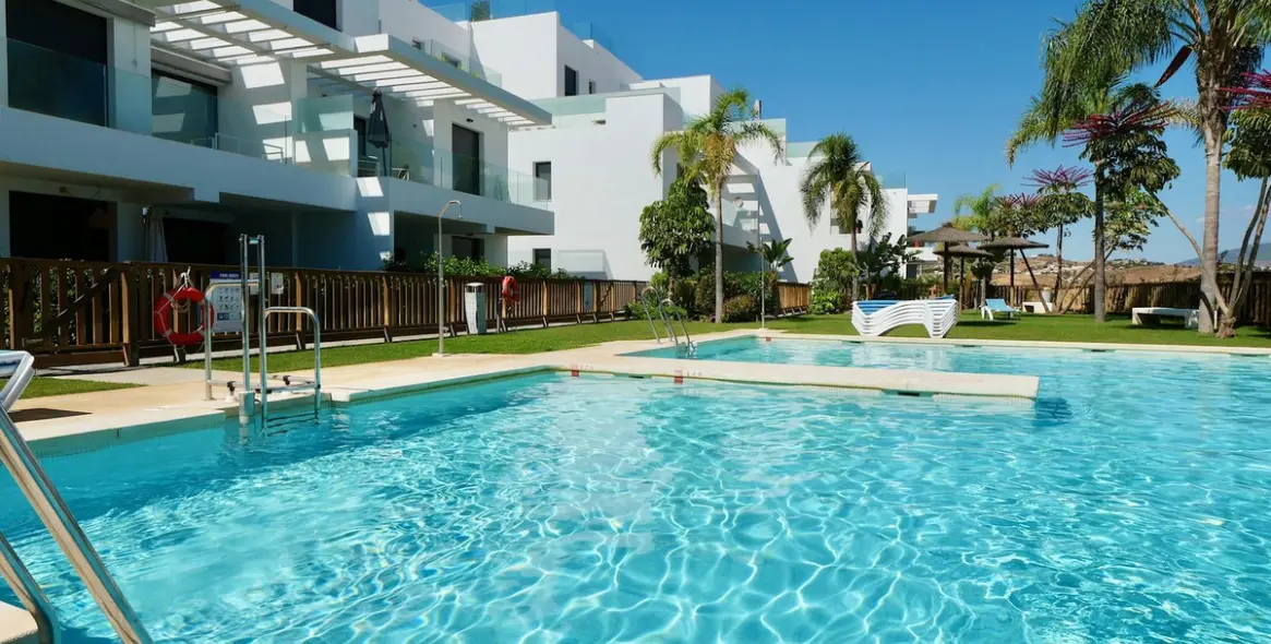 Продажа апартаментов на среднем этаже в La Cala de Mijas 10