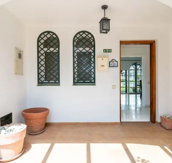 Sale of townhouse in Nueva Andalucía