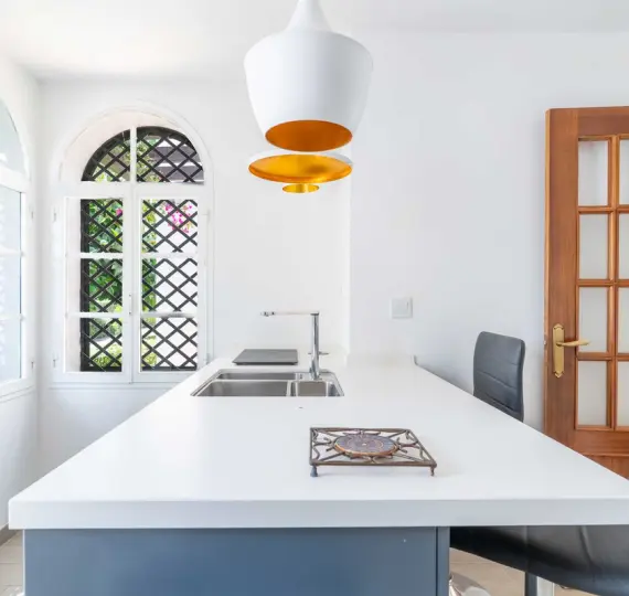 Sale of townhouse in Nueva Andalucía