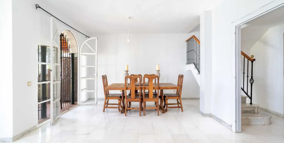 Sale of townhouse in Nueva Andalucía 8