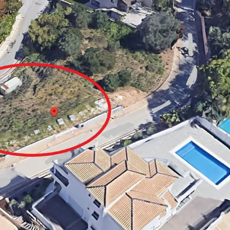 Venta de parcela residencial en Elviria