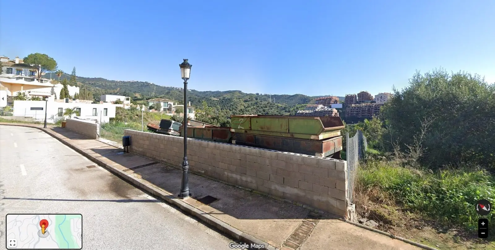 Sale of residential plot in Elviria 3