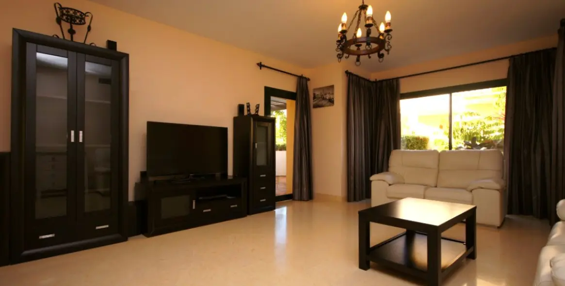 Short-term rent of ground floor apartment in Benahavís 2
