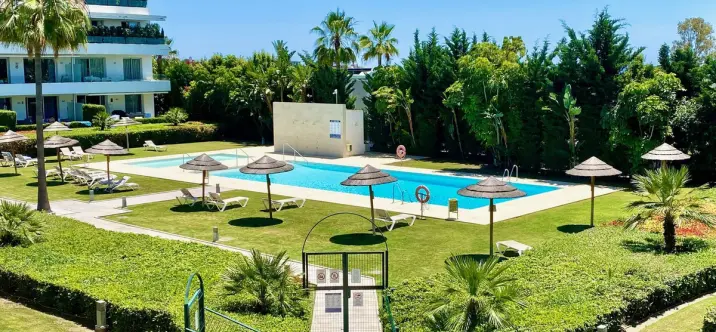 Апартаменты на среднем этаже R5047699 1