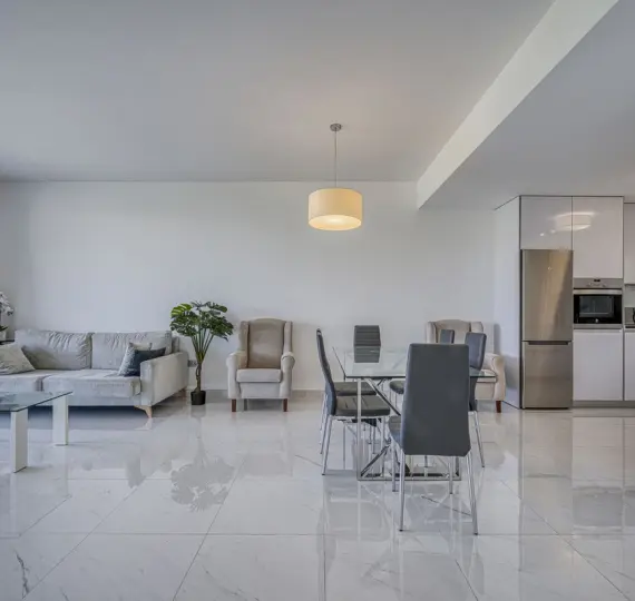 Апартаменты на среднем этаже R5047699