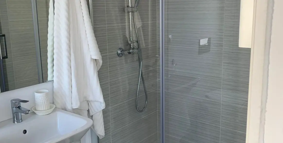 Sale of studio in San Pedro de Alcántara 9