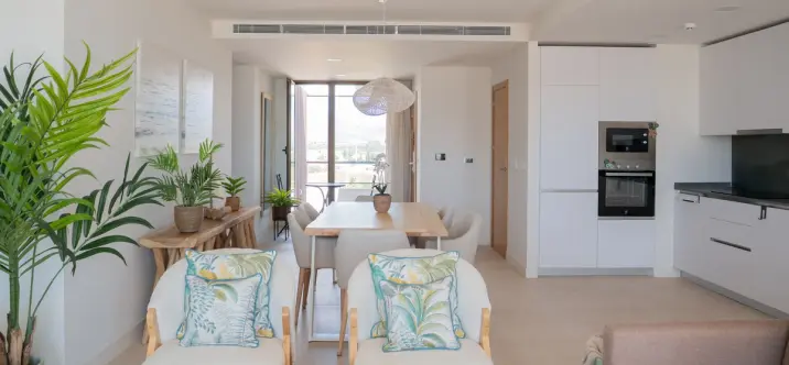 Middle floor apartment R5153041 4