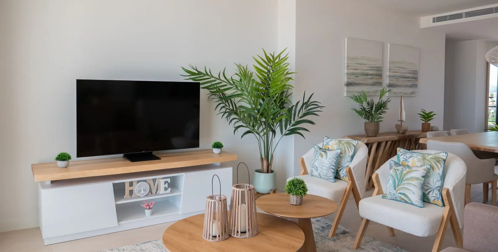 Sale of middle floor apartment in Casares 4
