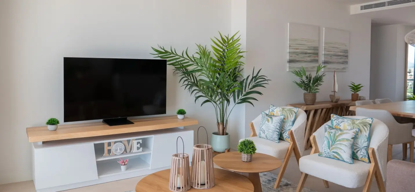 Sale of middle floor apartment in Casares 3