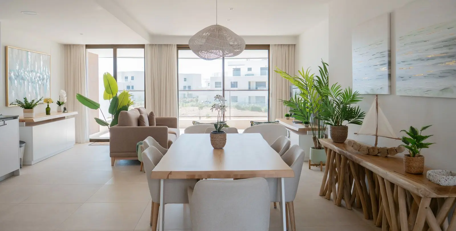 Sale of middle floor apartment in Casares 7