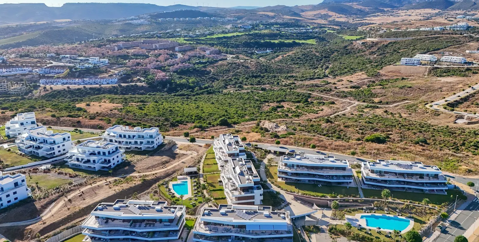 Sale of middle floor apartment in Casares 26