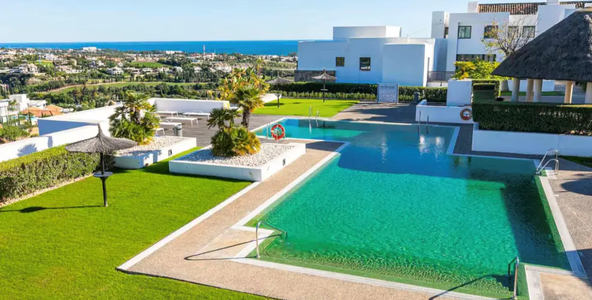 Sale of ground floor apartment in Los Flamingos 2