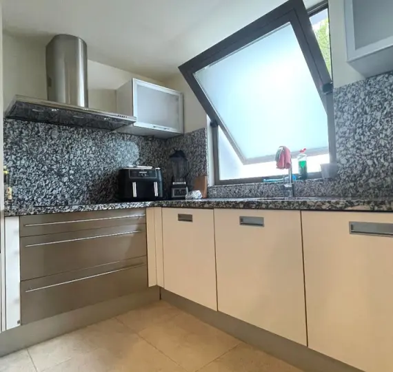 Venta de apartamento en planta baja en Los Flamingos