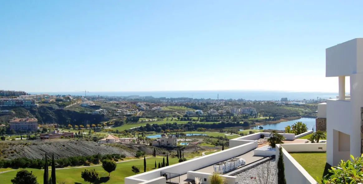 Sale of ground floor apartment in Los Flamingos 14