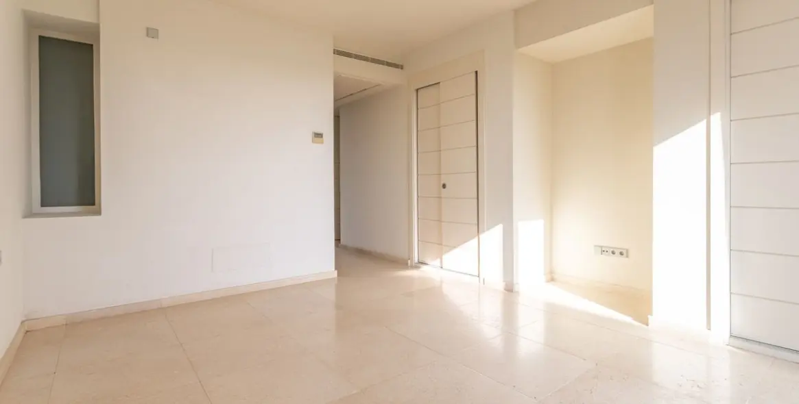 Venta de apartamento en planta baja en Los Flamingos 23