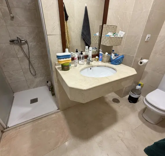 Venta de apartamento en planta baja en San Pedro de Alcántara