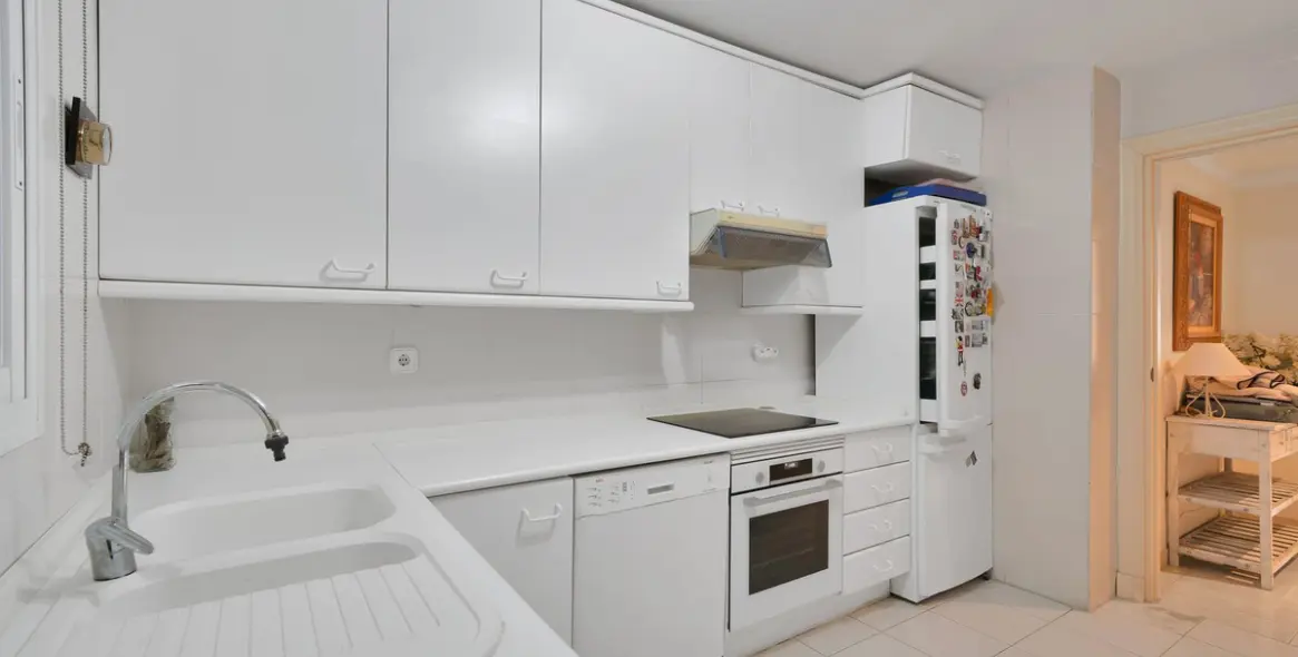 Sale of middle floor apartment in La Quinta 4