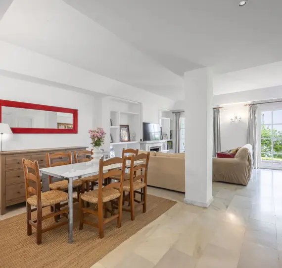 Продажа таунхауса в Estepona