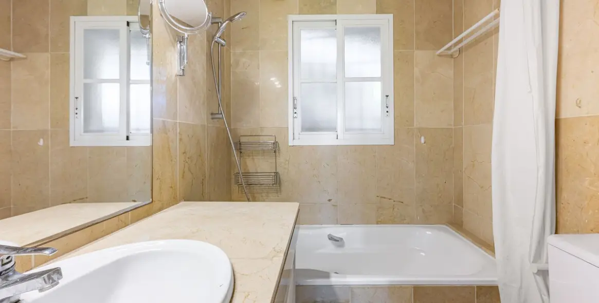 Продажа таунхауса в Estepona 10