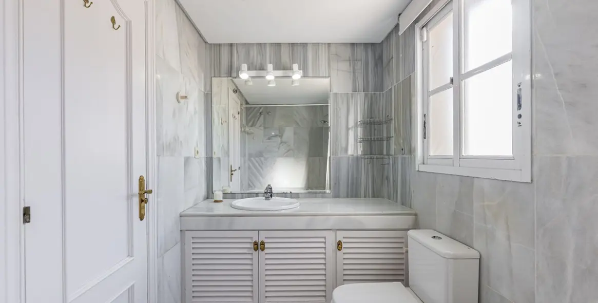 Продажа таунхауса в Estepona 13