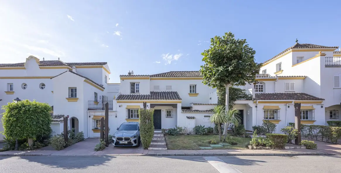 Venta de adosado en Estepona 28