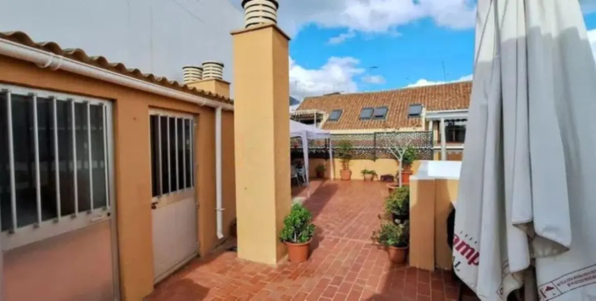 Продажа апартаментов на среднем этаже в Marbella 6