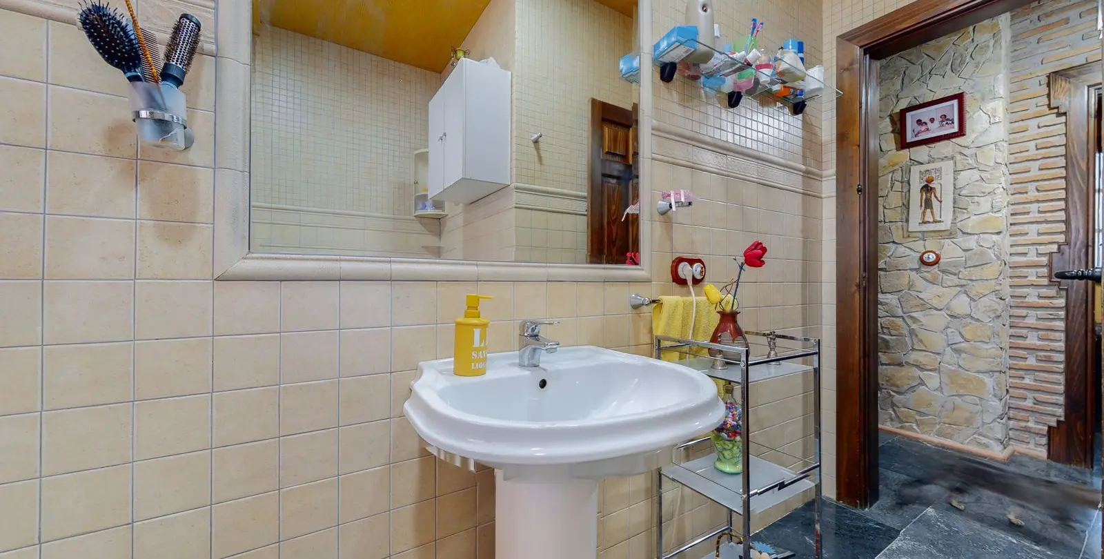 Venta de villa independiente en Bobadilla 15