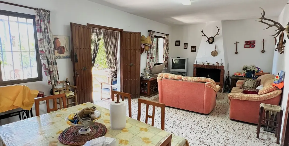 Sale of finca - cortijo in New Golden Mile 8