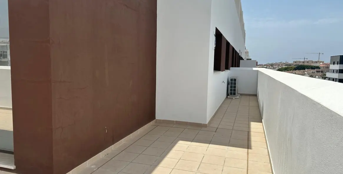 Sale of penthouse in Estepona 14