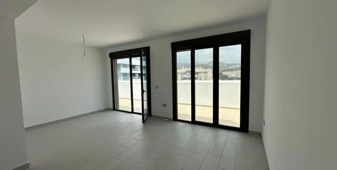 Sale of penthouse in Estepona 9