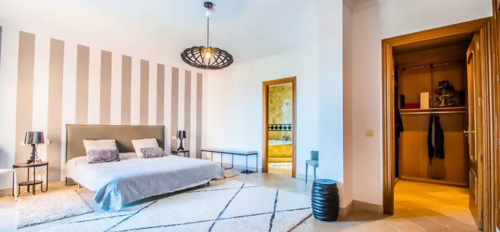 Sale of penthouse in Cancelada 0