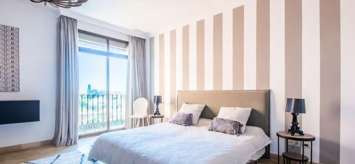 Sale of penthouse in Cancelada 2