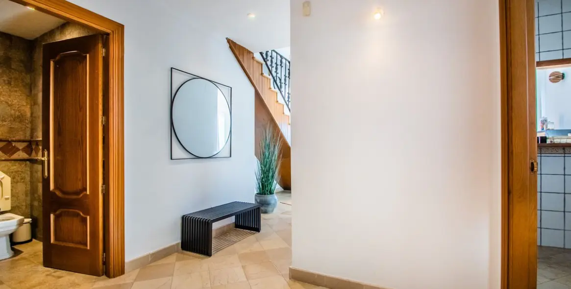 Sale of penthouse in Cancelada 6