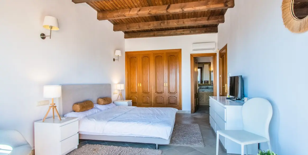 Sale of penthouse in Cancelada 19