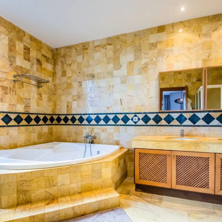 Sale of penthouse in Cancelada