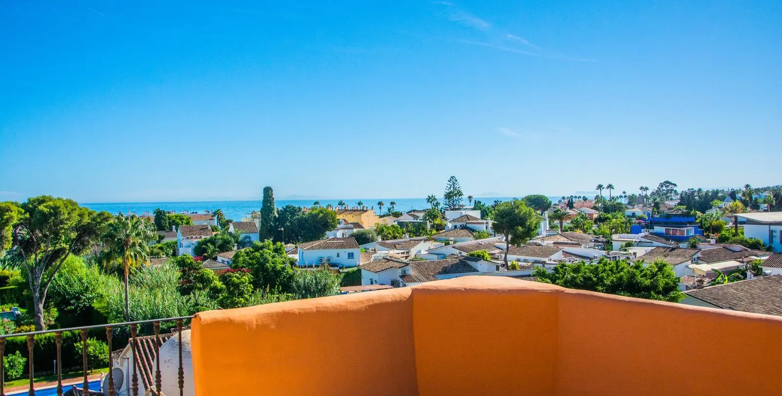 Sale of penthouse in Cancelada 24