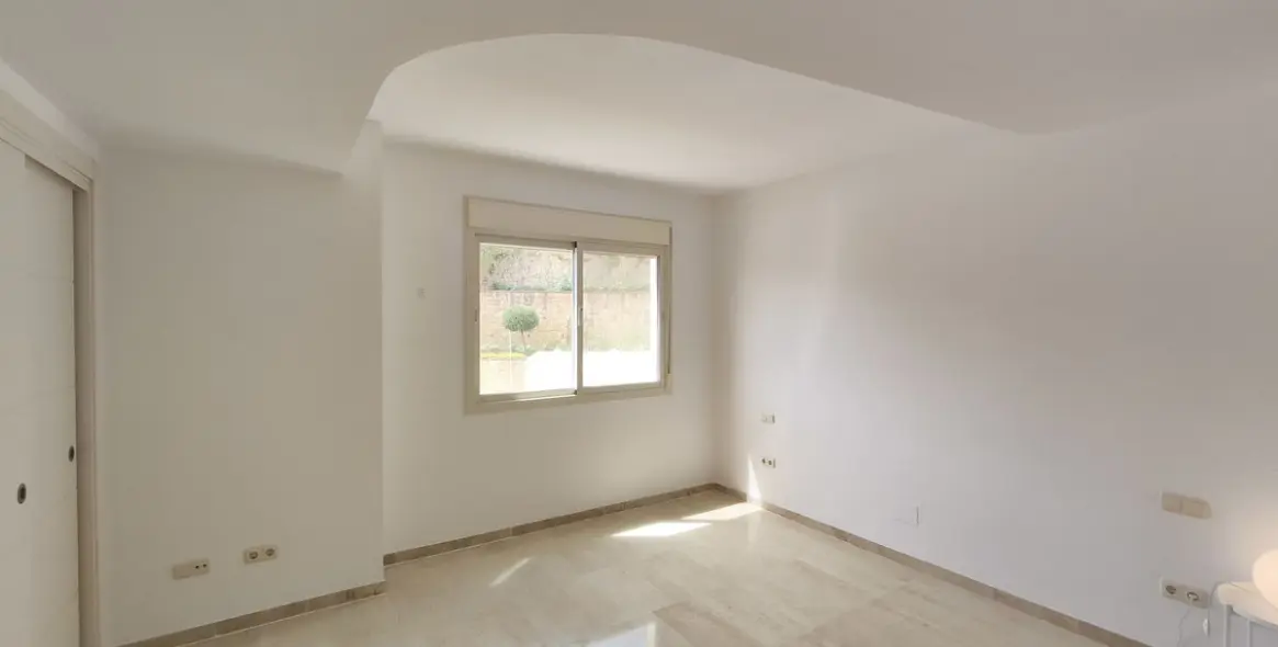 Venta de adosado en La Cala Golf 11