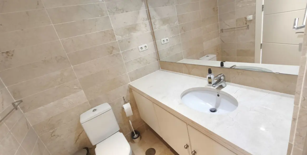 Venta de adosado en La Cala Golf 12