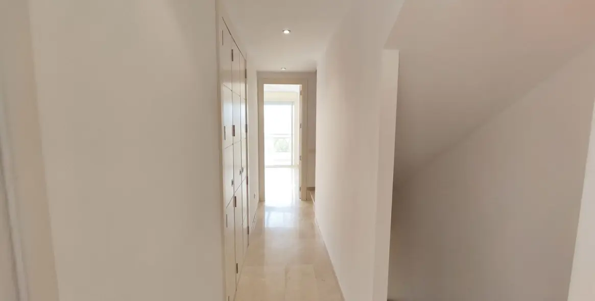 Venta de adosado en La Cala Golf 14