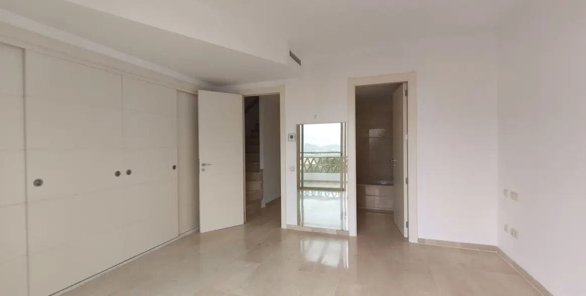 Venta de adosado en La Cala Golf 16