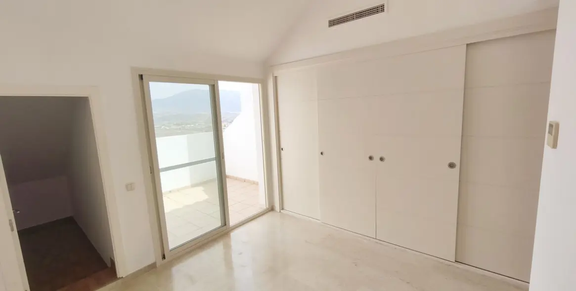 Продажа таунхауса в La Cala Golf 21