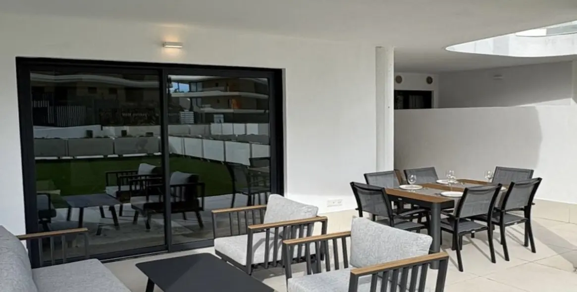 Продажа апартаментов на первом этаже в Fuengirola 1