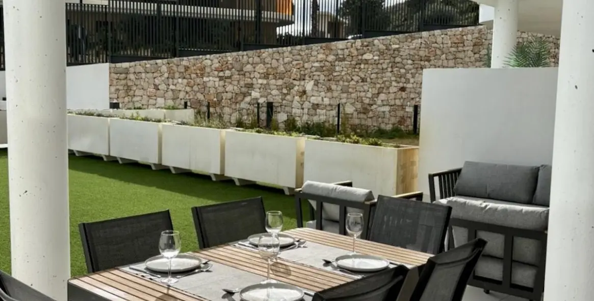 Продажа апартаментов на первом этаже в Fuengirola 2