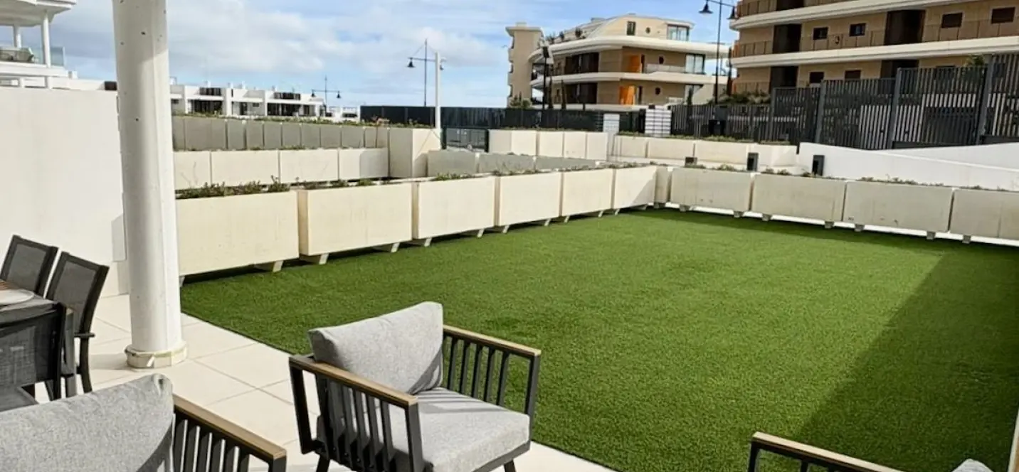 Sale of ground floor apartment in Fuengirola 2
