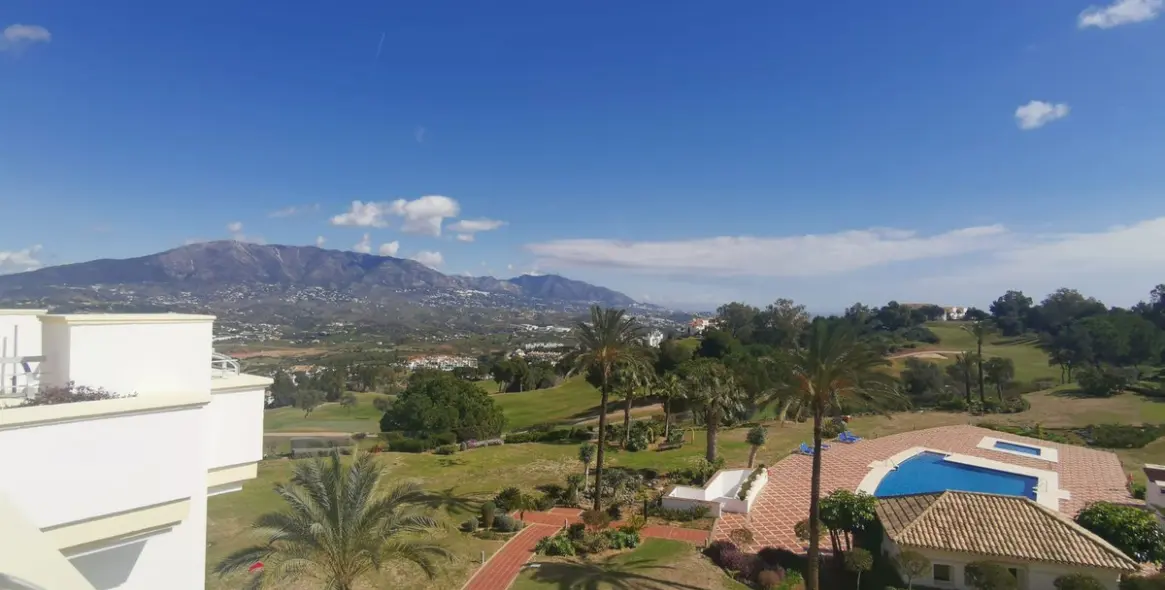 Sale of penthouse in La Cala Golf 3