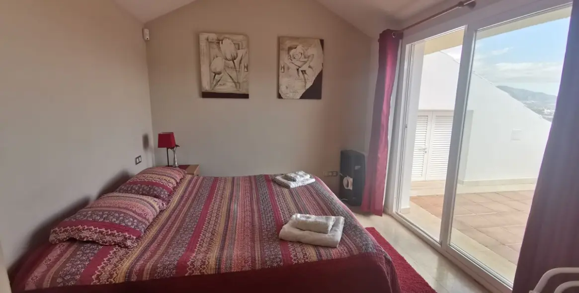 Sale of penthouse in La Cala Golf 16