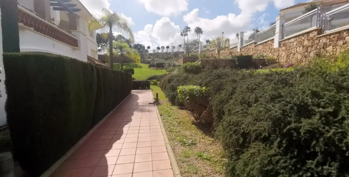 Sale of penthouse in La Cala Golf 25