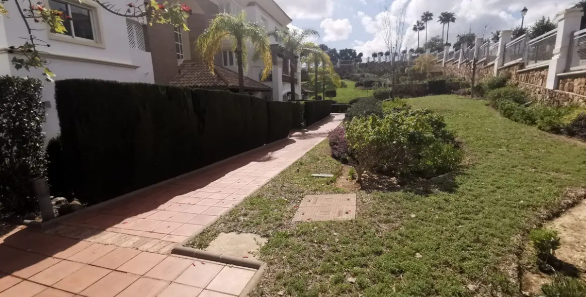 Sale of penthouse in La Cala Golf 26