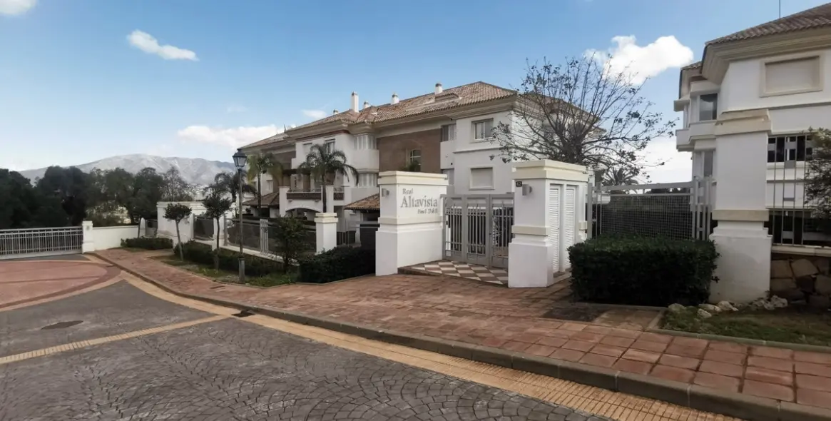 Sale of penthouse in La Cala Golf 27